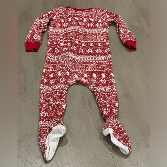 Amazon Essentials Footie Pajamas- size 6-12 months - Picture 2 of 4